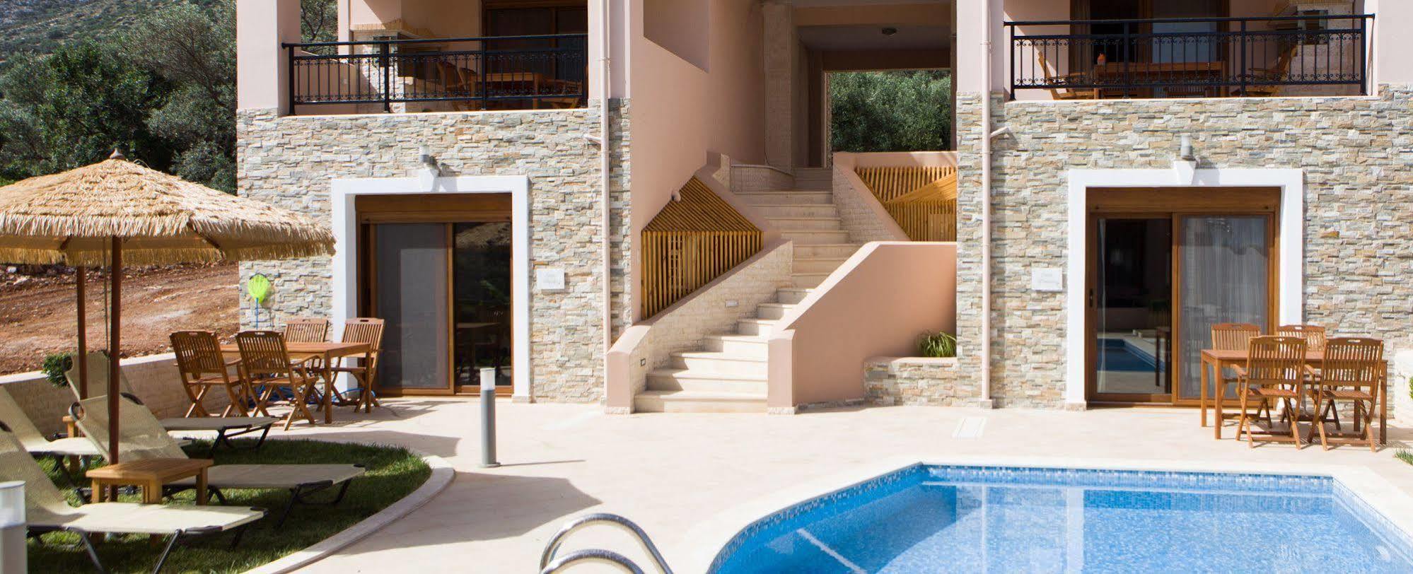 Pantheon Villas & Suites 维勒克哈德哈 外观 照片